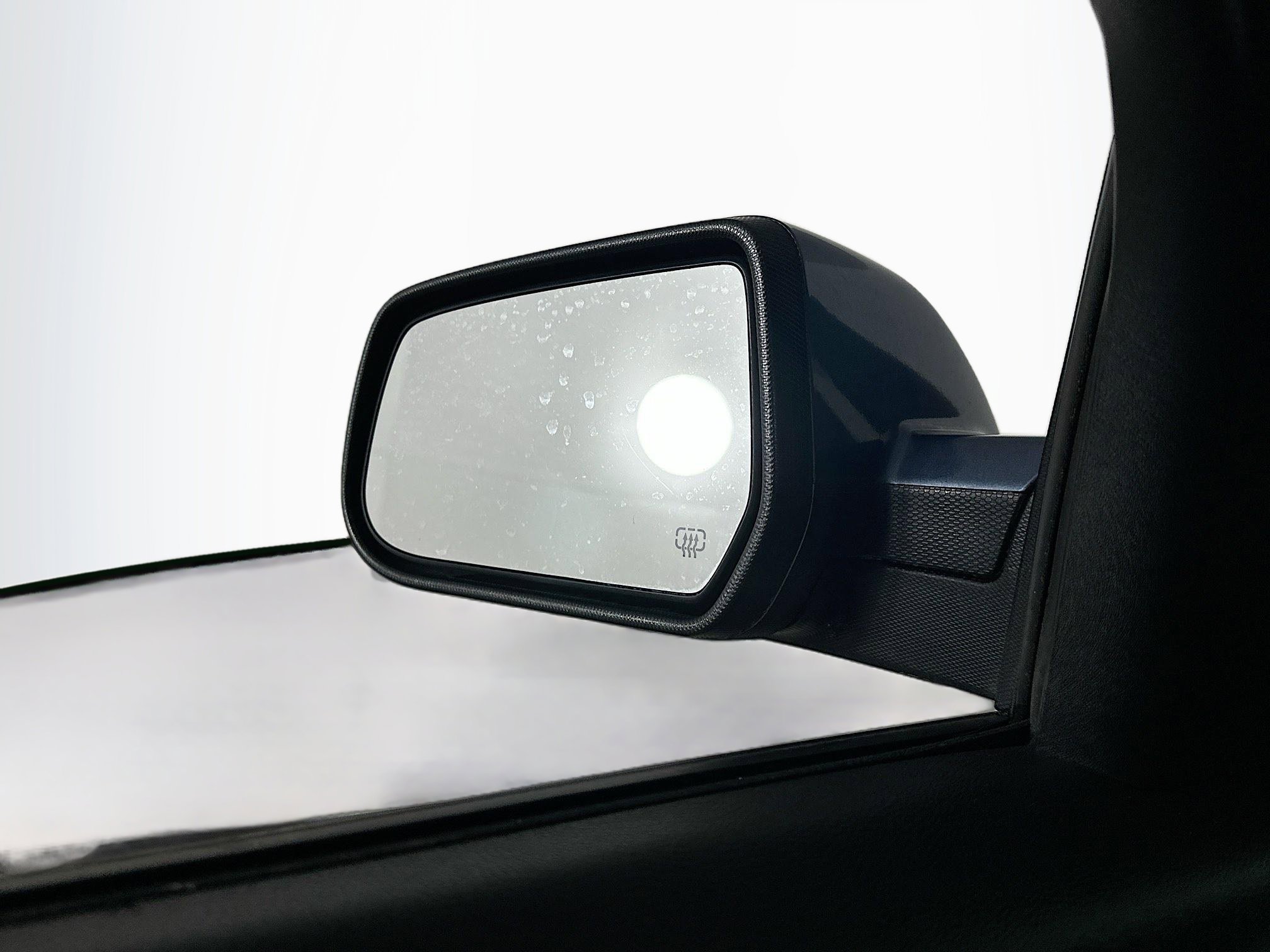 Used 2017 Chevrolet Equinox LT w/ Convenience Package image 16