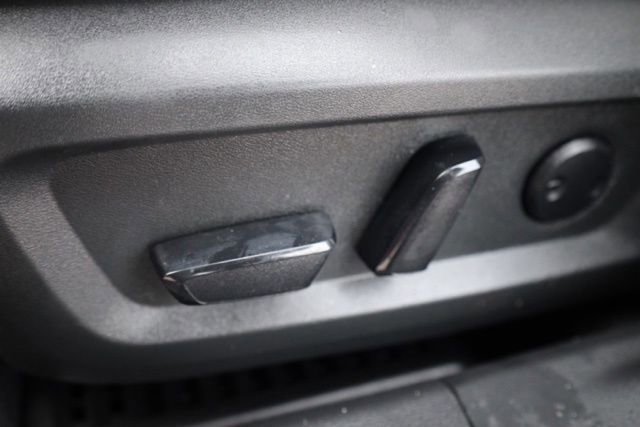 Used 2023 Nissan Rogue SV image 16