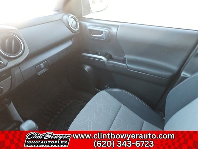 Used 2023 Toyota Tacoma TRD Off-Road image 22