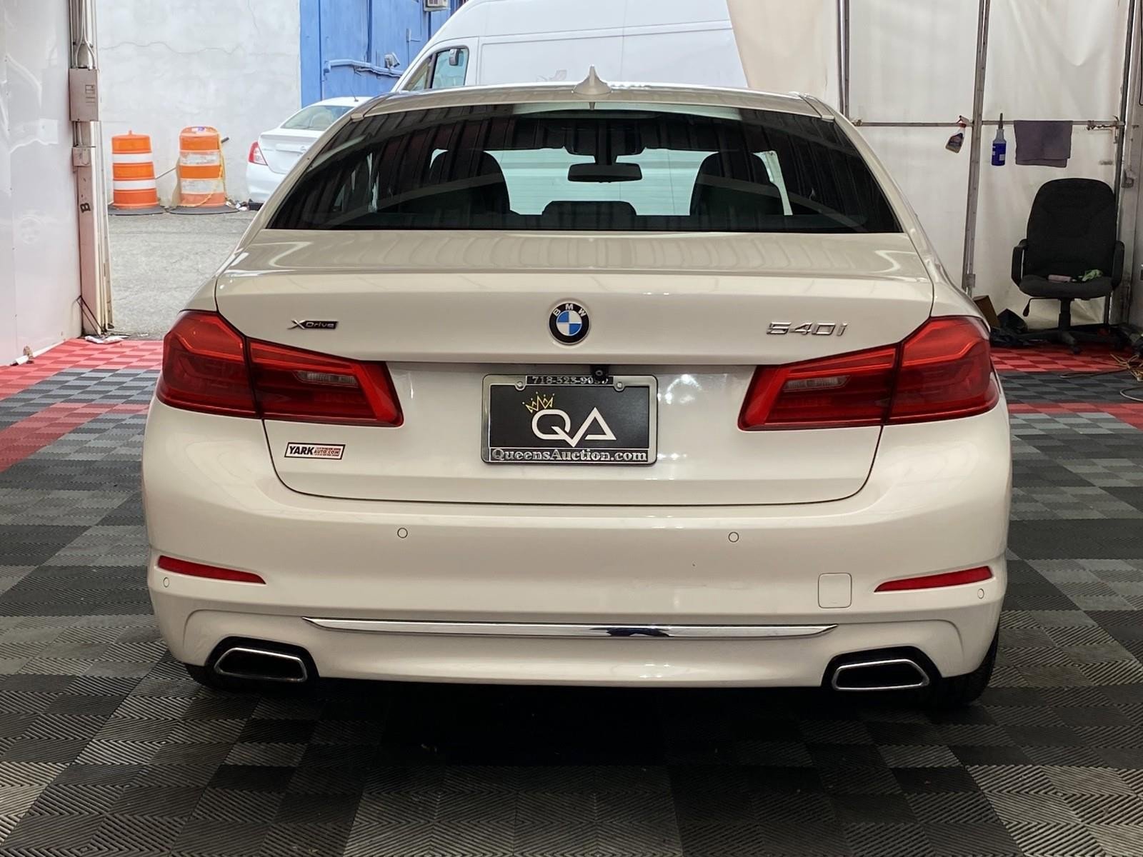 Used 2018 BMW 540i xDrive image 5