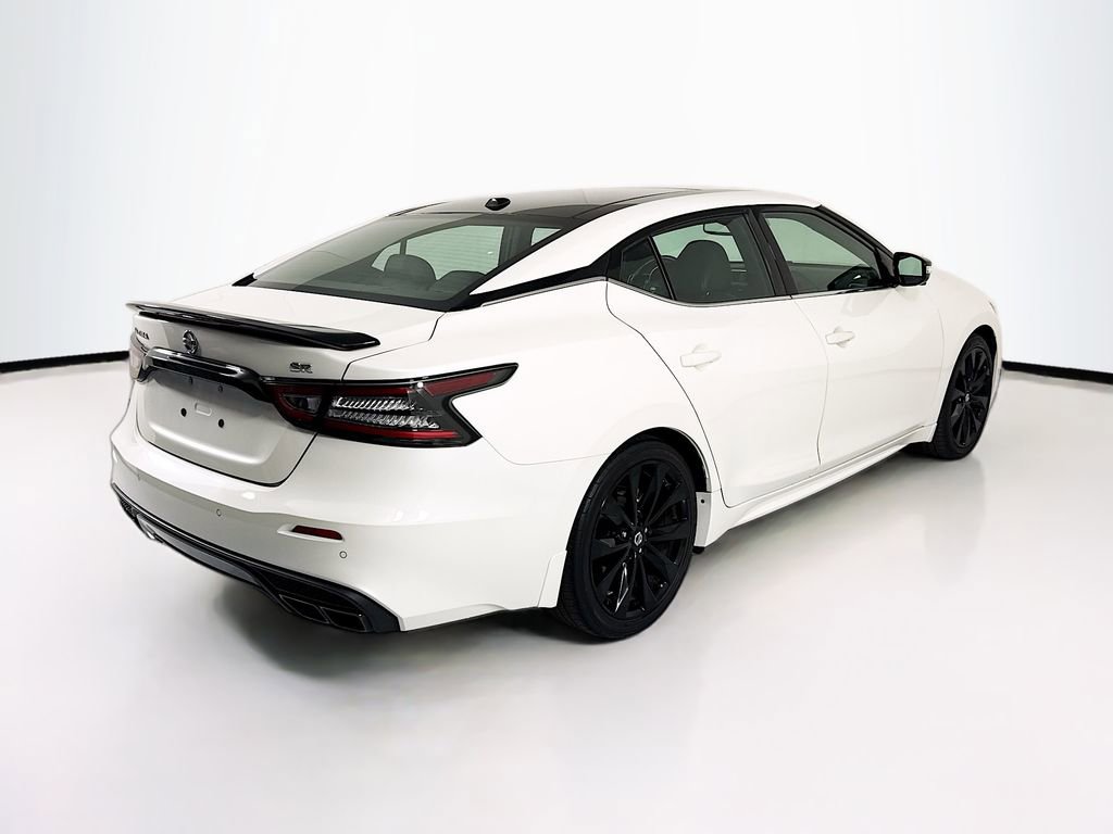 Used 2022 Nissan Maxima SR w/ Sport Mat Group FWD image 5