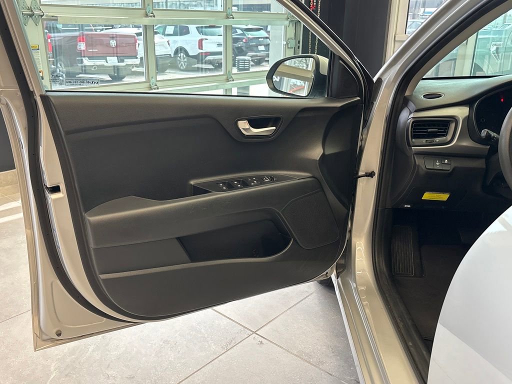 Used 2022 Kia Rio LX image 11