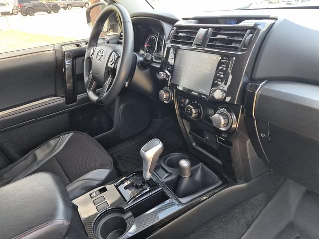 Used 2021 Toyota 4Runner TRD Off-Road AWD/4WD image 13