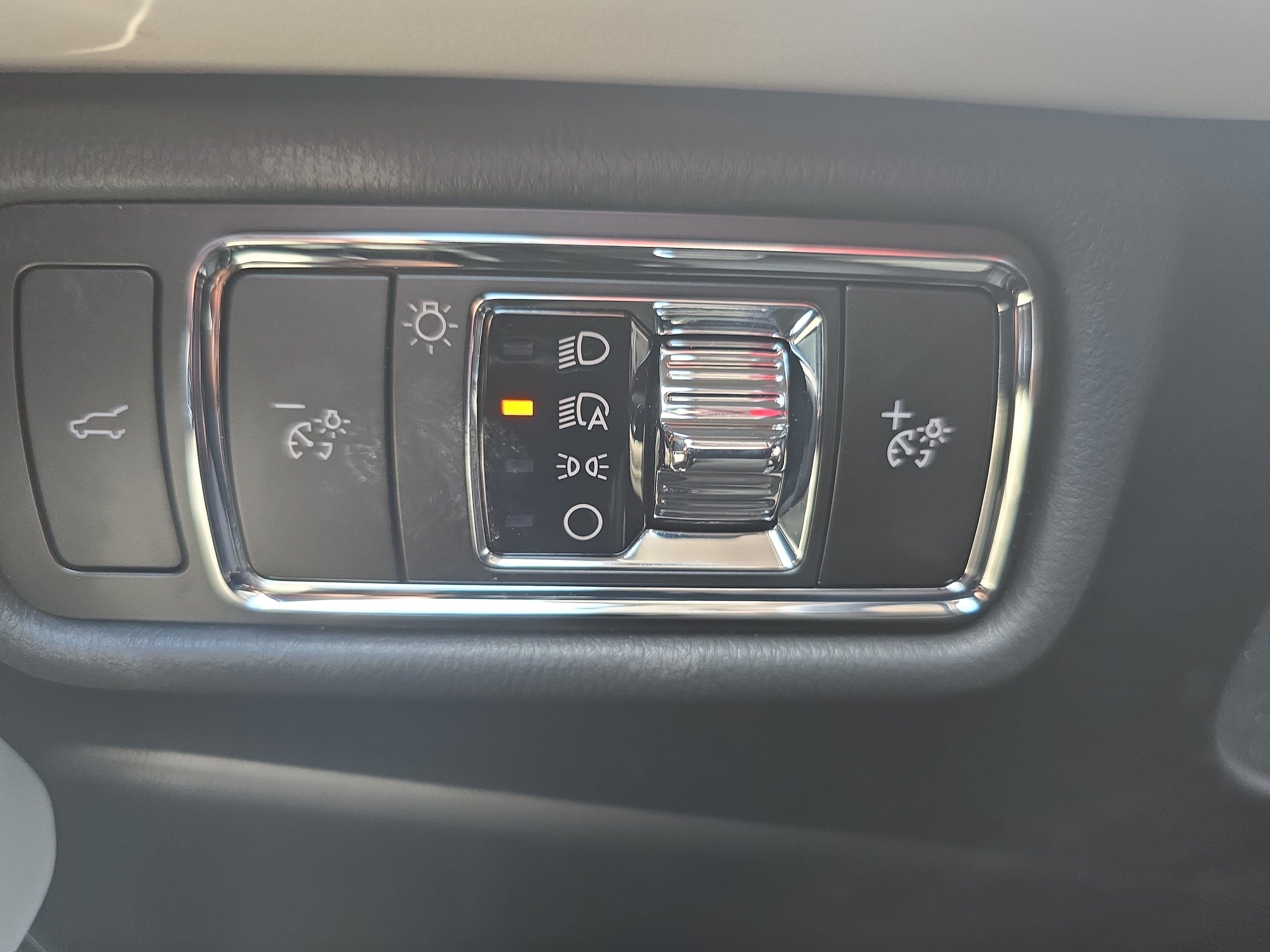 New 2026 Lincoln Aviator AWD image 25