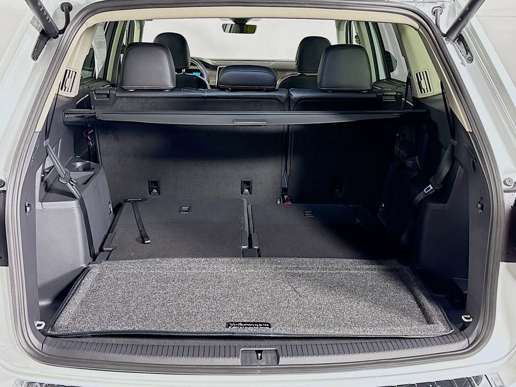 New 2025 Volkswagen Atlas SEL image 22