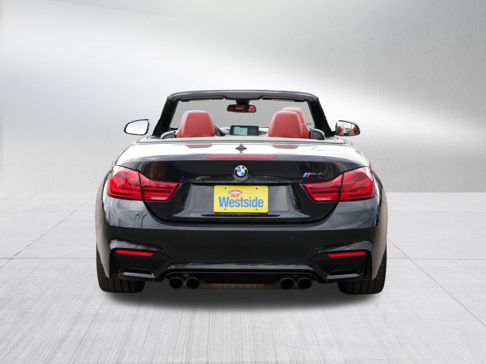 Used 2018 BMW M4 Convertible image 6