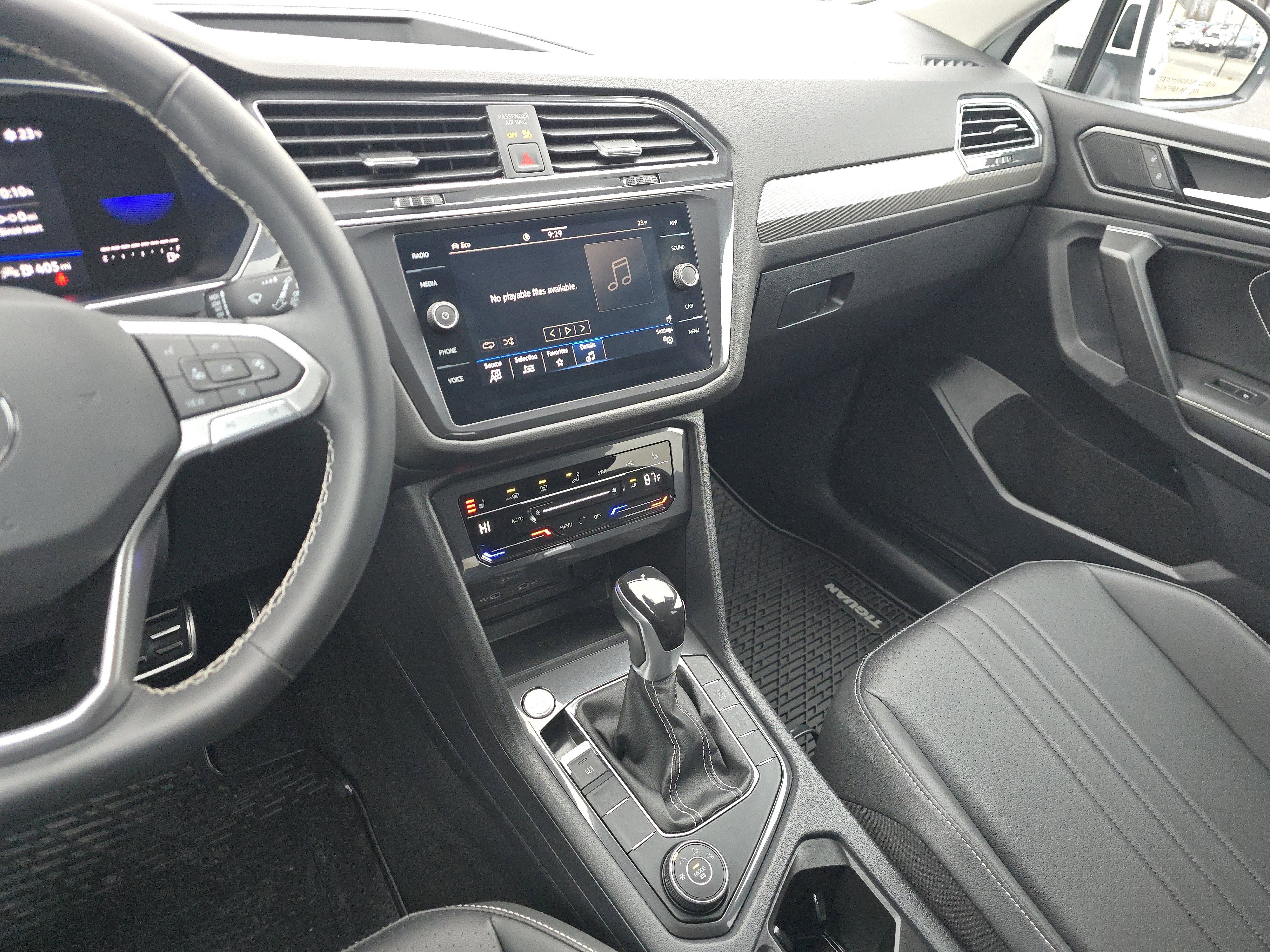 Certified 2023 Volkswagen Tiguan SE image 21