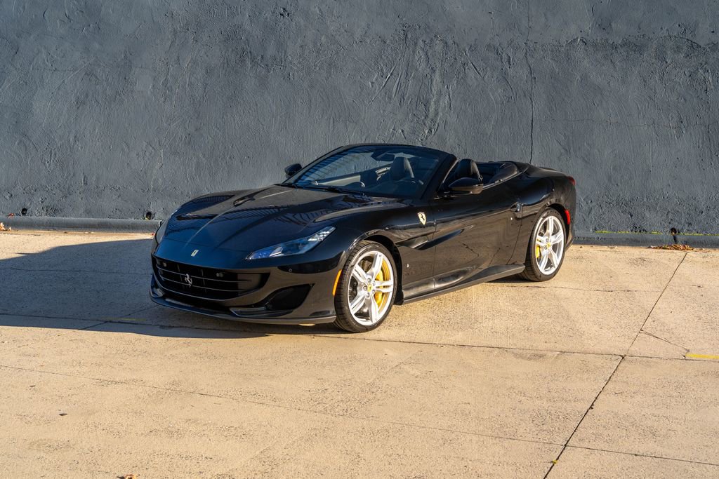 Used 2019 Ferrari Portofino image 5