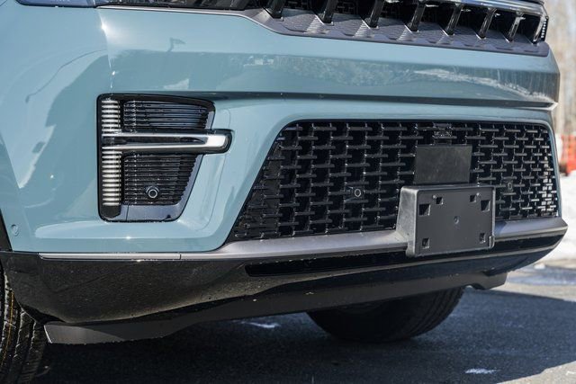 New 2026 Jeep Grand Wagoneer Limited image 18