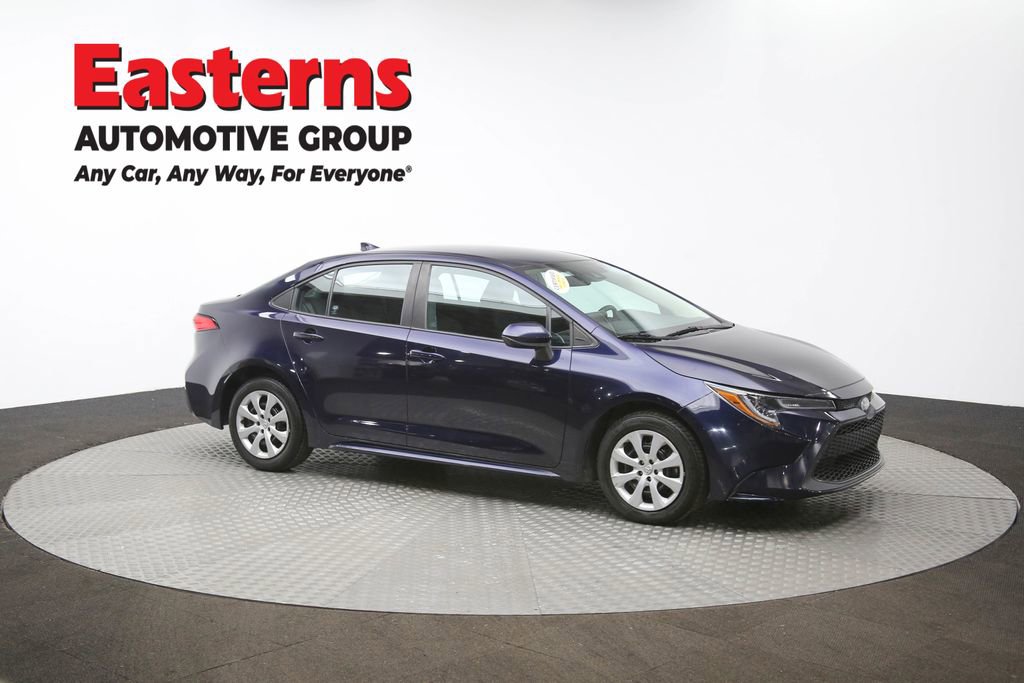 Used 2021 Toyota Corolla LE image 46