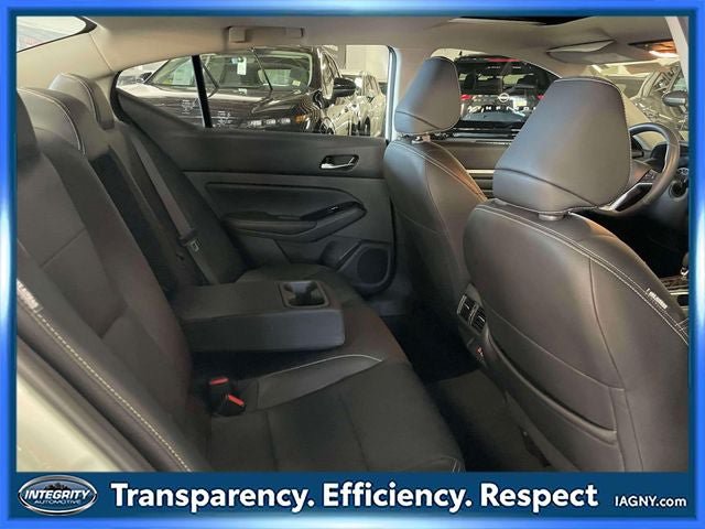 Used 2023 Nissan Altima 2.5 SL AWD/4WD image 12