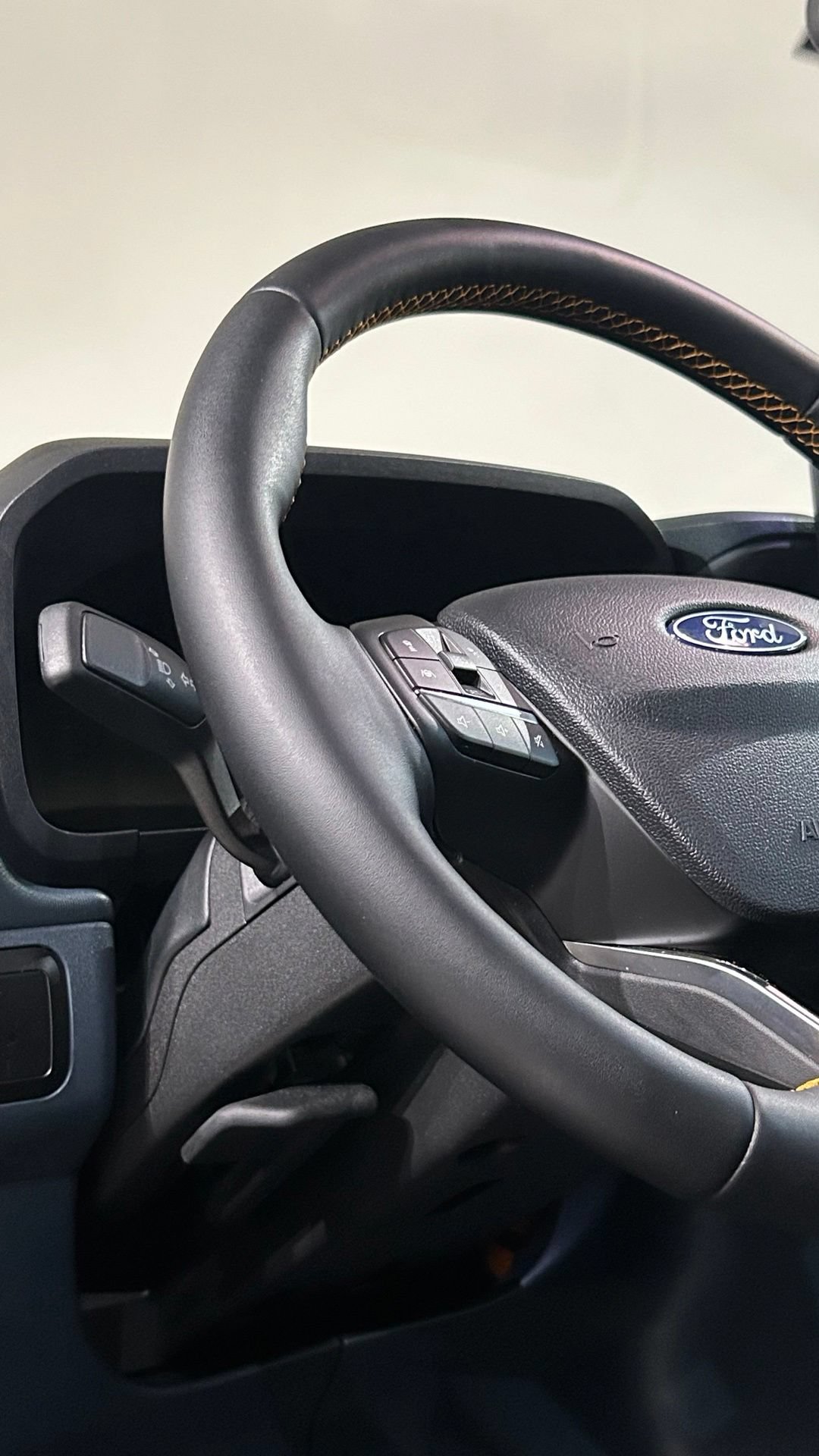 Used 2025 Ford Maverick Tremor AWD/4WD image 44
