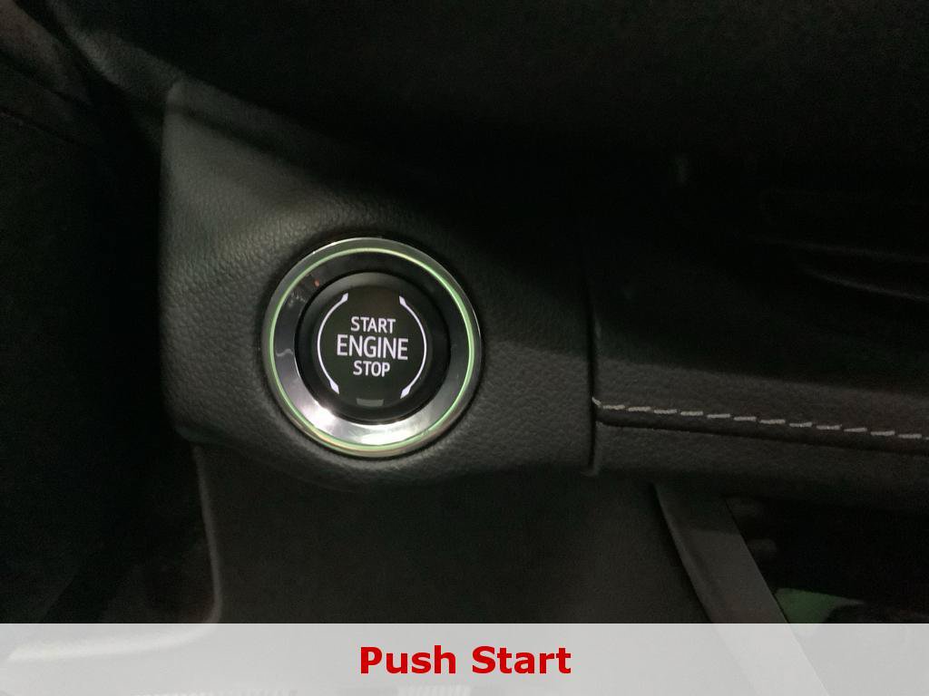 Used 2023 Buick Envision Essence AWD/4WD image 16