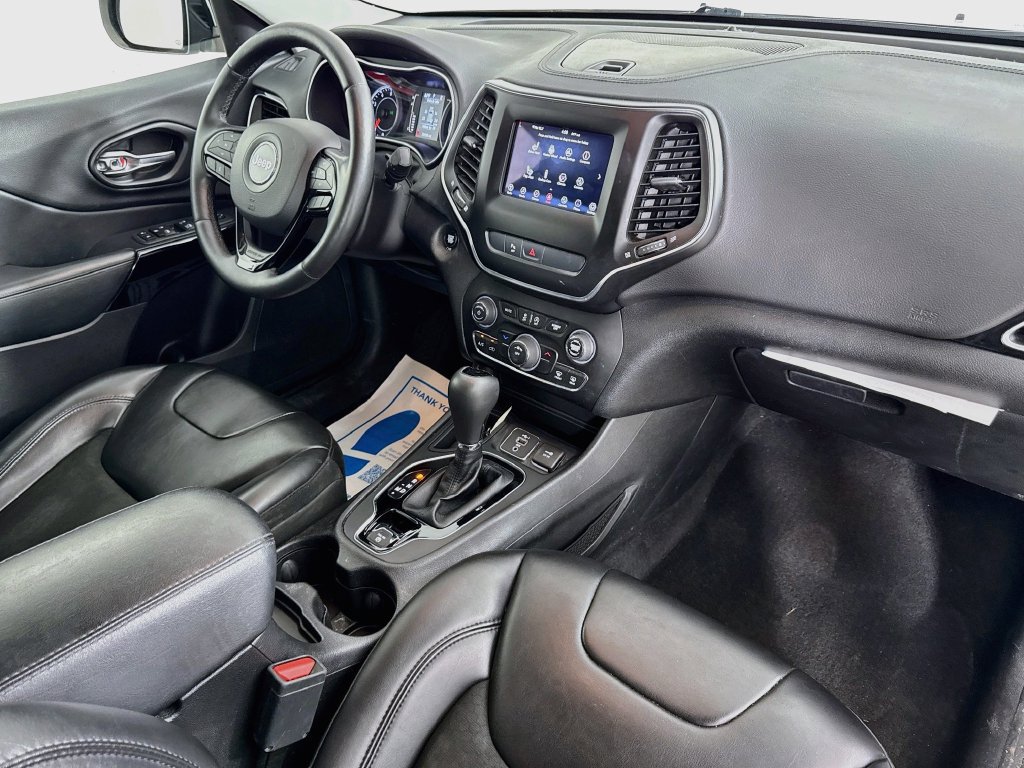 Used 2020 Jeep Cherokee Latitude Plus FWD image 35