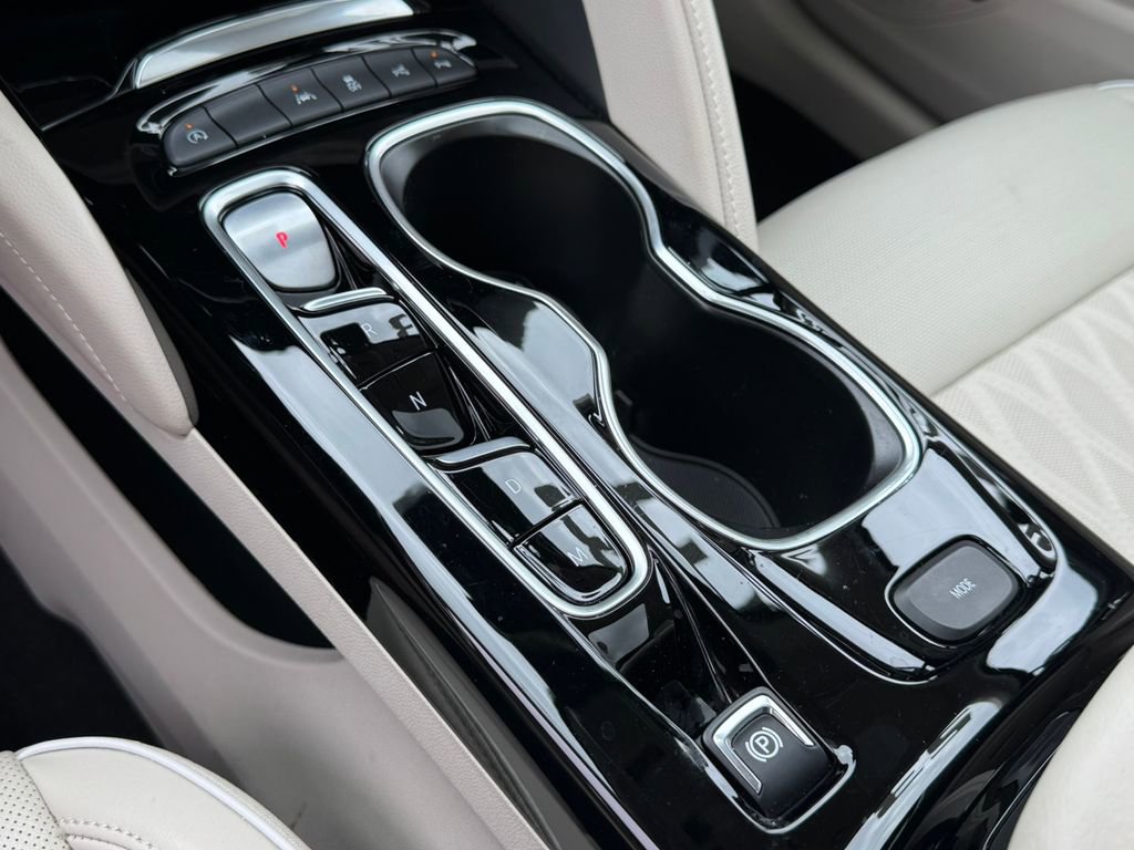 Used 2023 Buick Envision Avenir FWD image 34