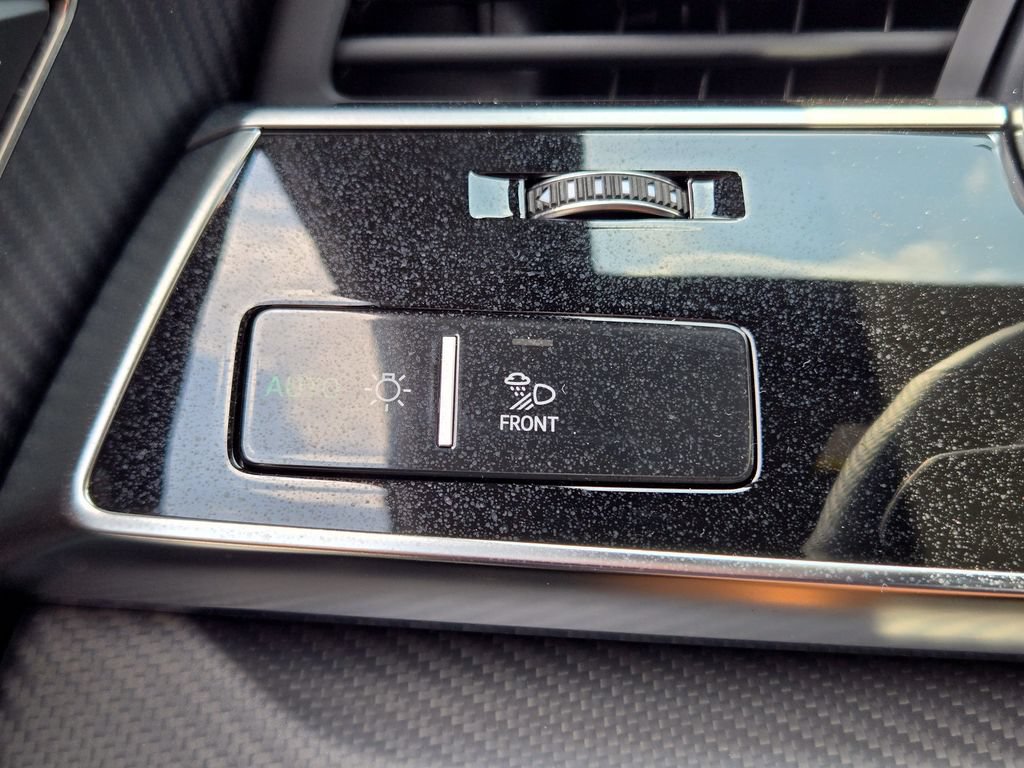 New 2026 Audi SQ8 Prestige AWD/4WD image 26
