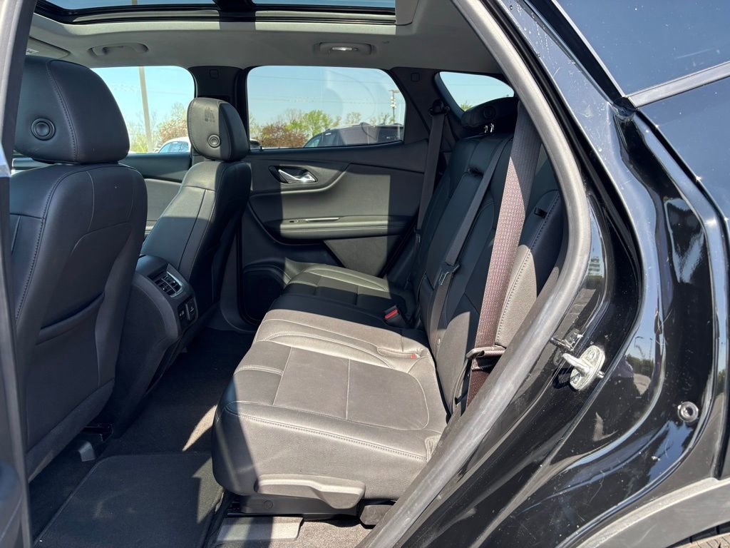 Used 2021 Chevrolet Blazer LT w/ Sound & Technology Package FWD image 19