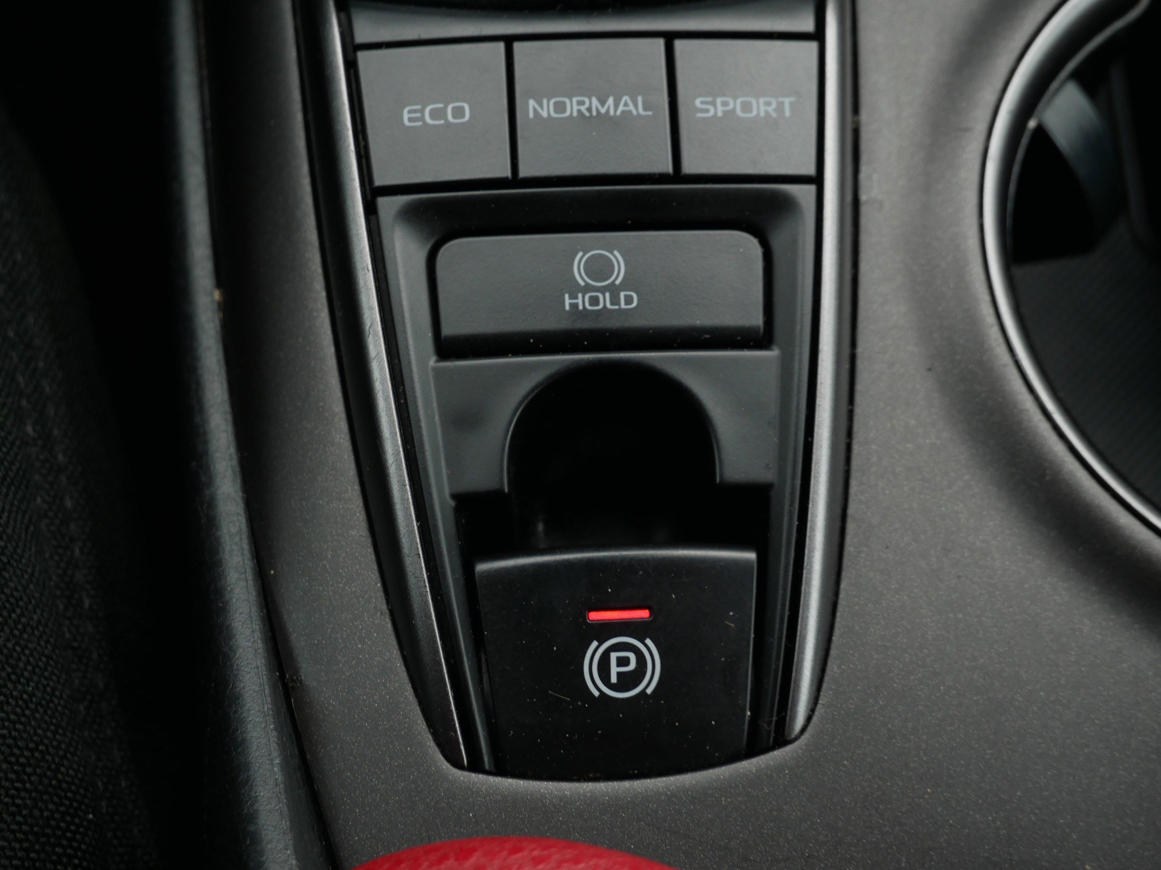 Used 2023 Toyota Camry XSE FWD image 32