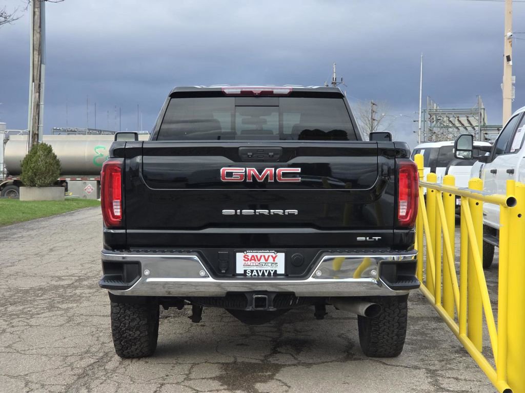 Used 2022 GMC Sierra 2500 SLT w/ SLT Premium Package image 18