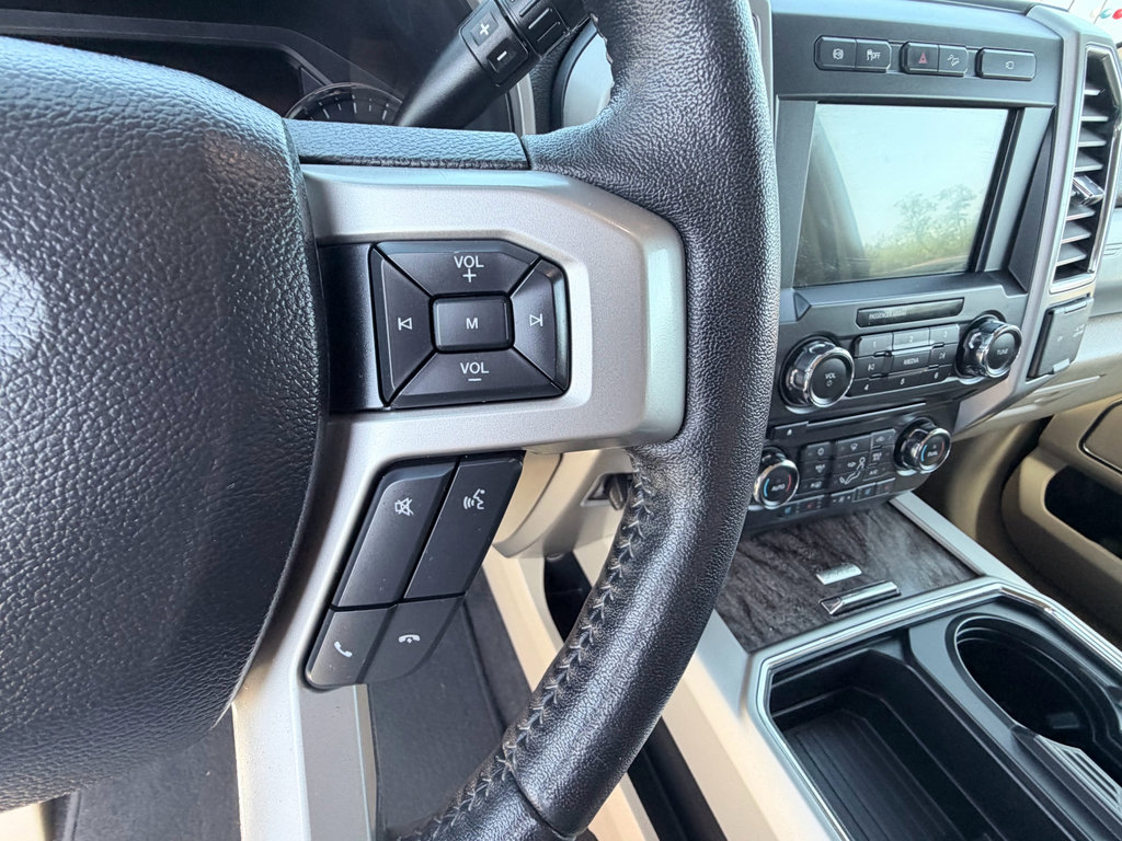 Used 2017 Ford F250 Lariat w/ Lariat Ultimate Package AWD/4WD image 16