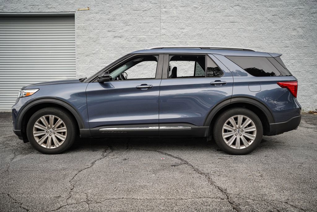 Used 2021 Ford Explorer Limited w/ Equipment Group 301A RWD image 9