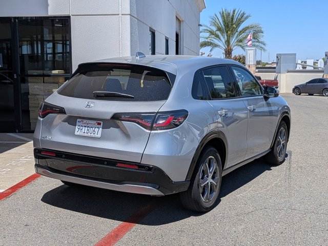 Used 2025 Honda HR-V EX-L image 5