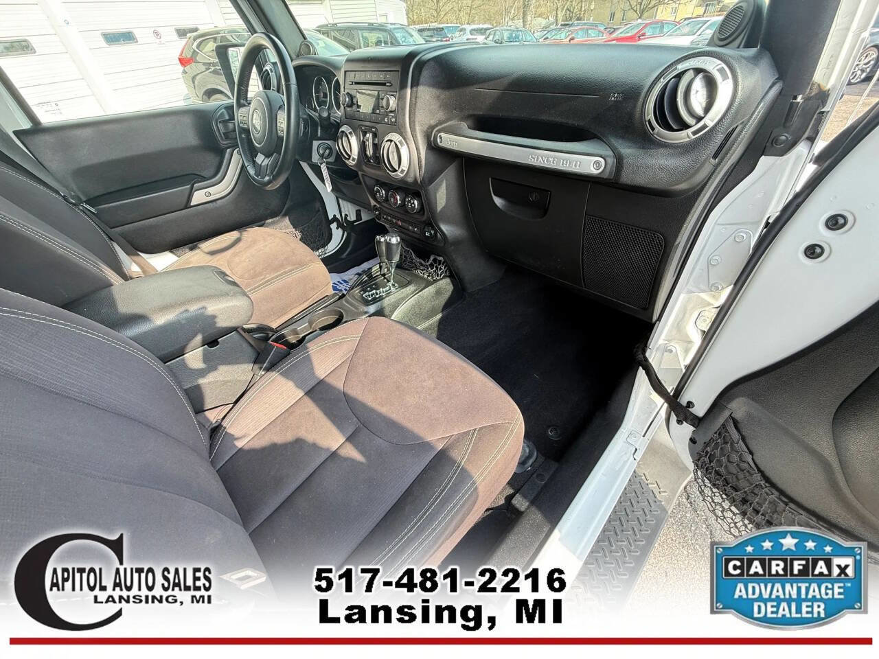 Used 2014 Jeep Wrangler Unlimited Sahara w/ Dual Top Group image 17