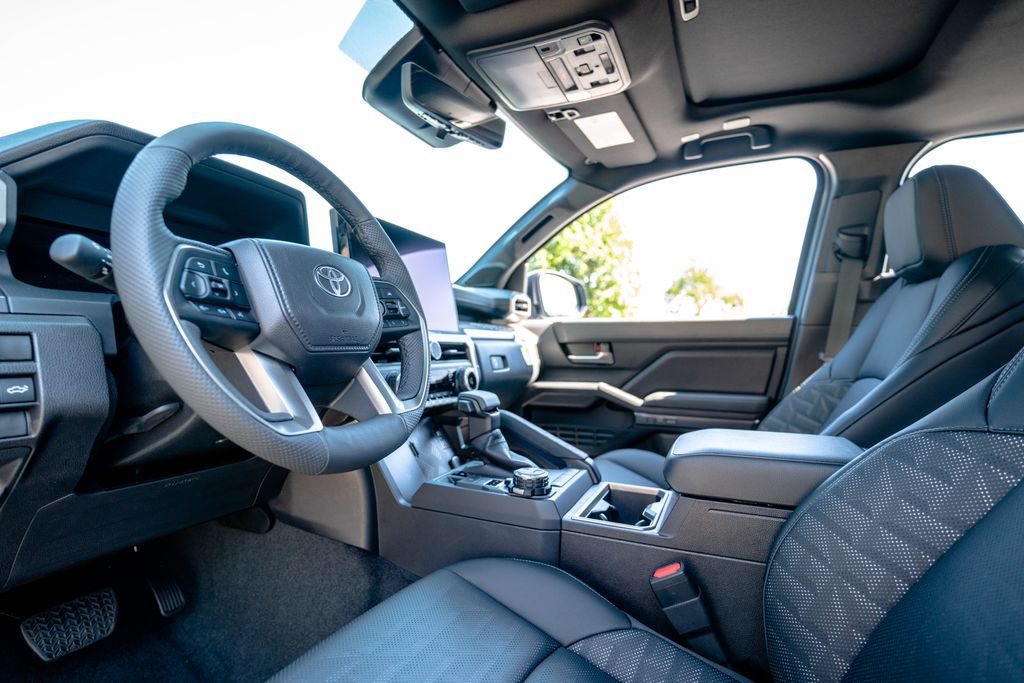 New 2026 Toyota Tacoma TRD Off-Road w/ TRD Off Road Premium Package AWD/4WD image 5