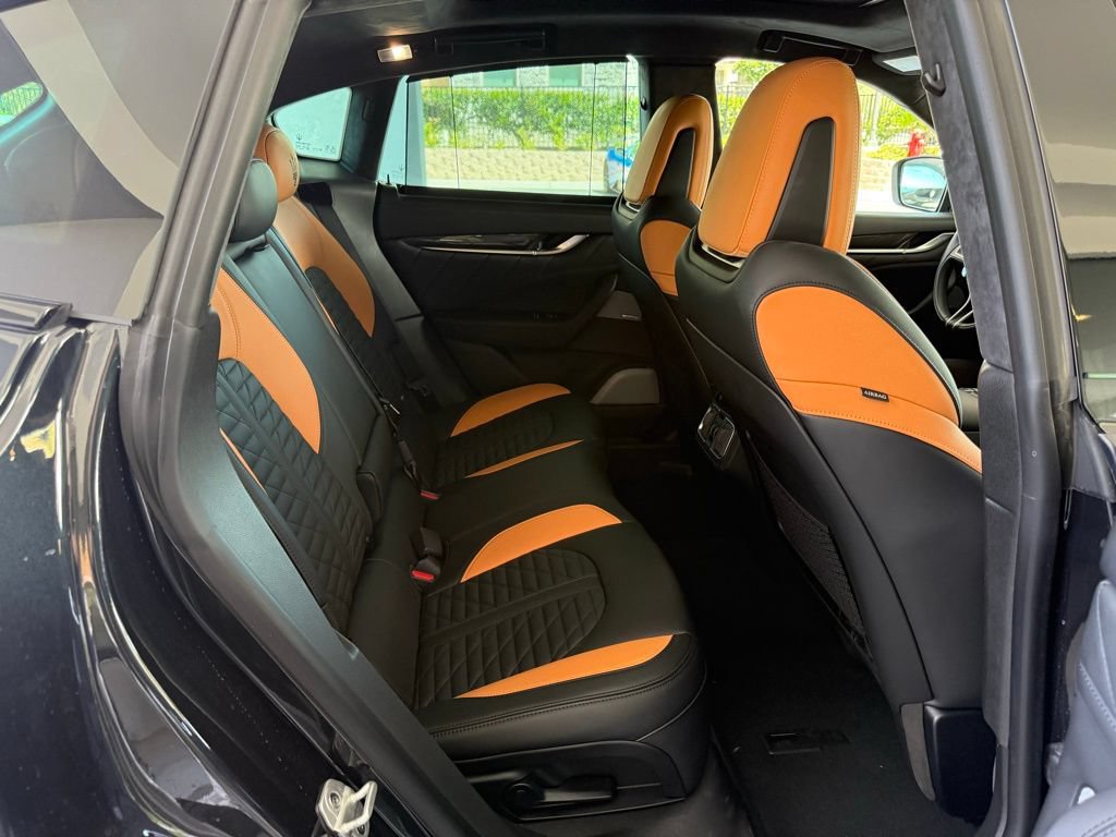 Certified 2024 Maserati Levante Trofeo AWD/4WD image 15