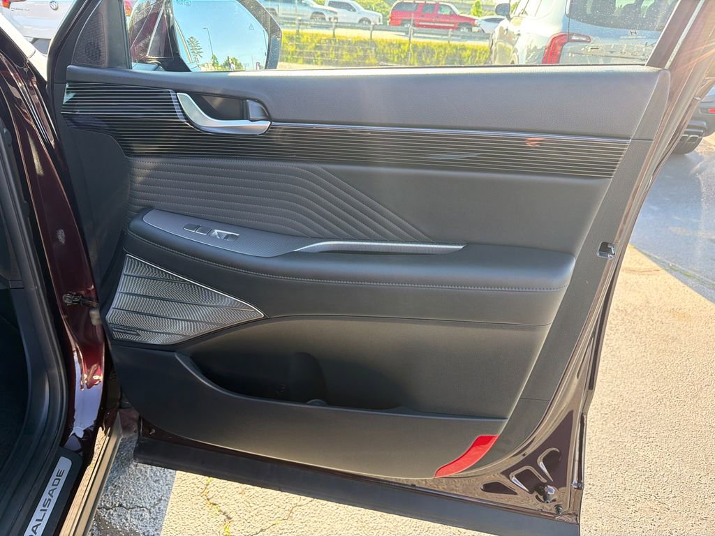 Used 2024 Hyundai Palisade Calligraphy image 14