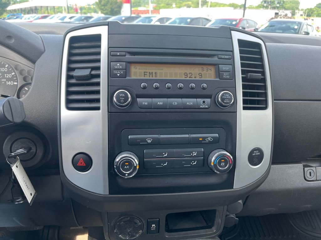 Used 2015 Nissan Frontier S RWD image 18