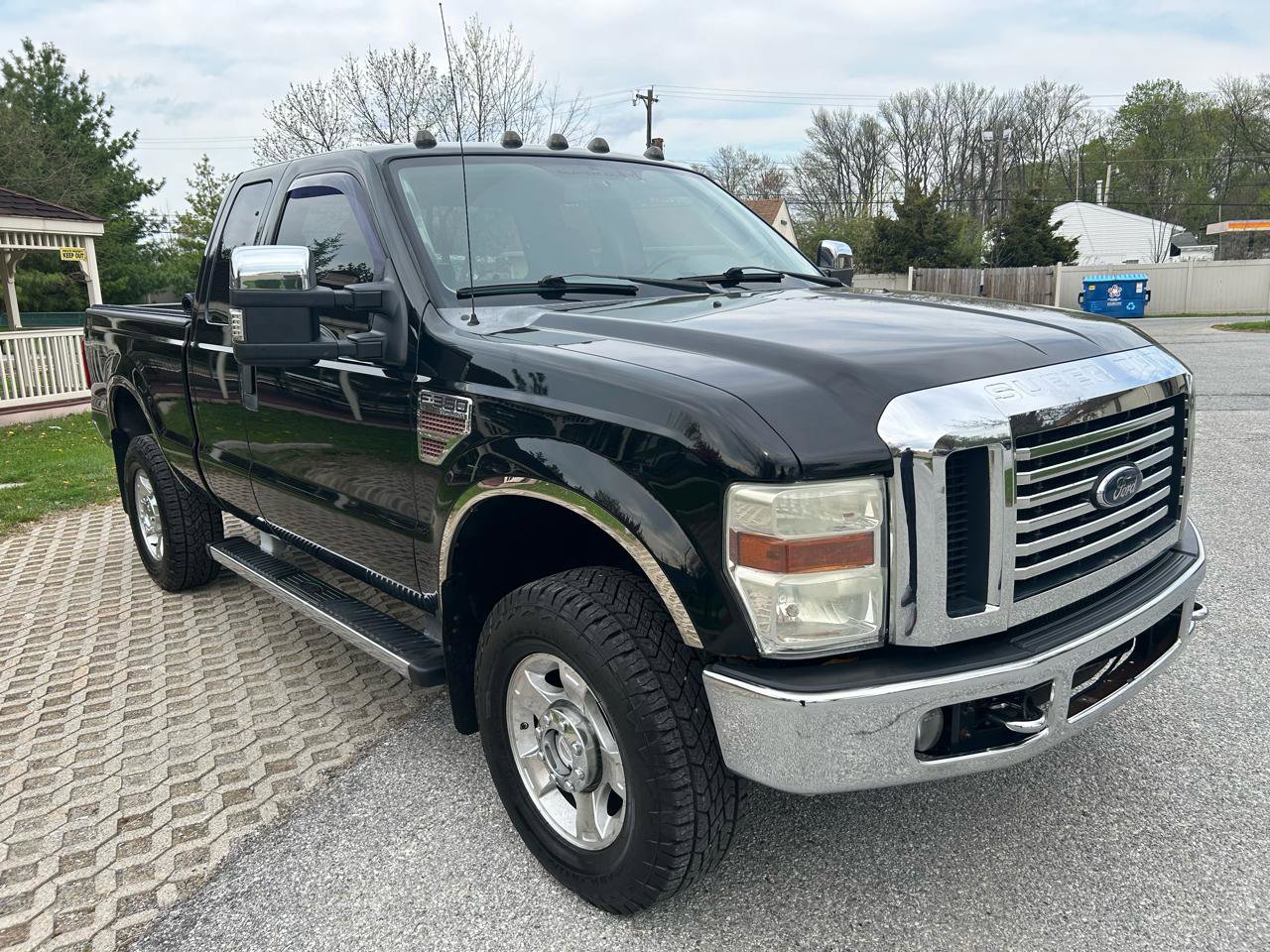 Used 2010 Ford F350 XLT image 3
