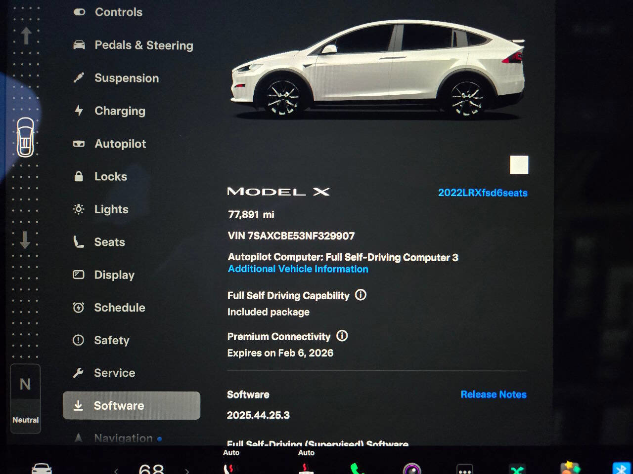 Used 2022 Tesla Model X Base AWD 4dr SUV image 32