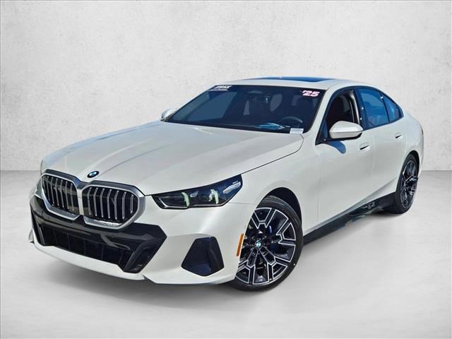 Used 2025 BMW 530i w/ M Sport Package image 1