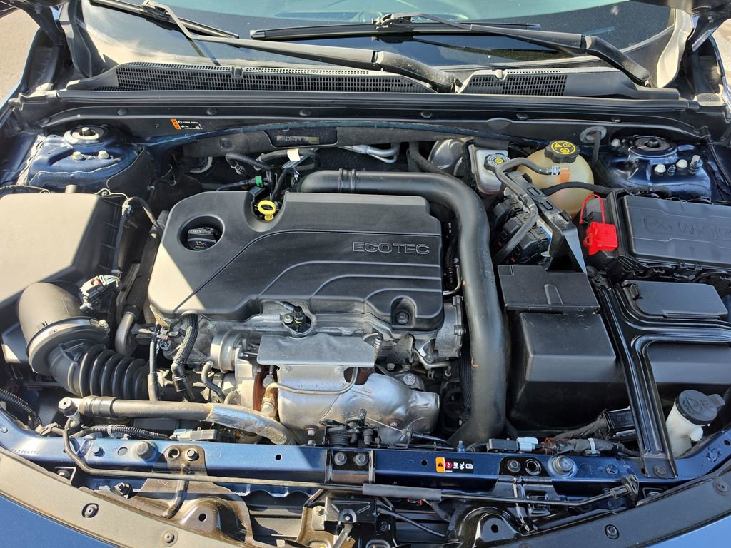 Used 2022 Chevrolet Malibu LT FWD image 24