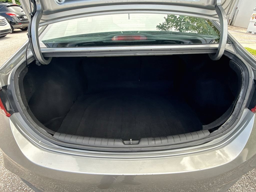 Used 2021 Hyundai Accent SE FWD image 25