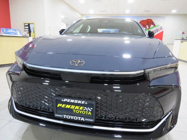 New 2026 Toyota Crown Nightshade image 5