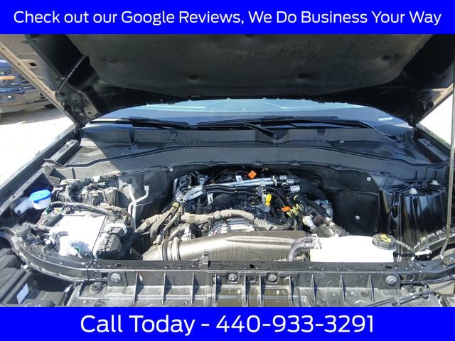 Certified 2025 Ford Explorer Active w/ Active Comfort Package AWD/4WD image 17