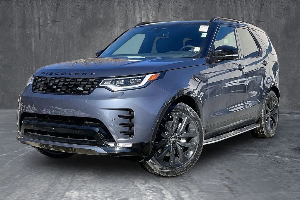 New 2026 Land Rover Discovery Dynamic SE