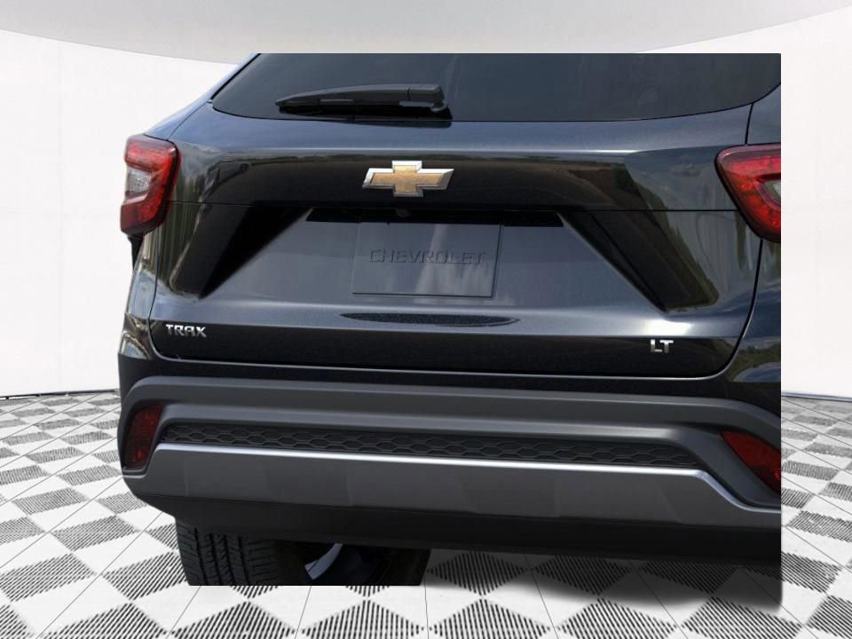 New 2026 Chevrolet Trax LT w/ Midnight Edition FWD image 21