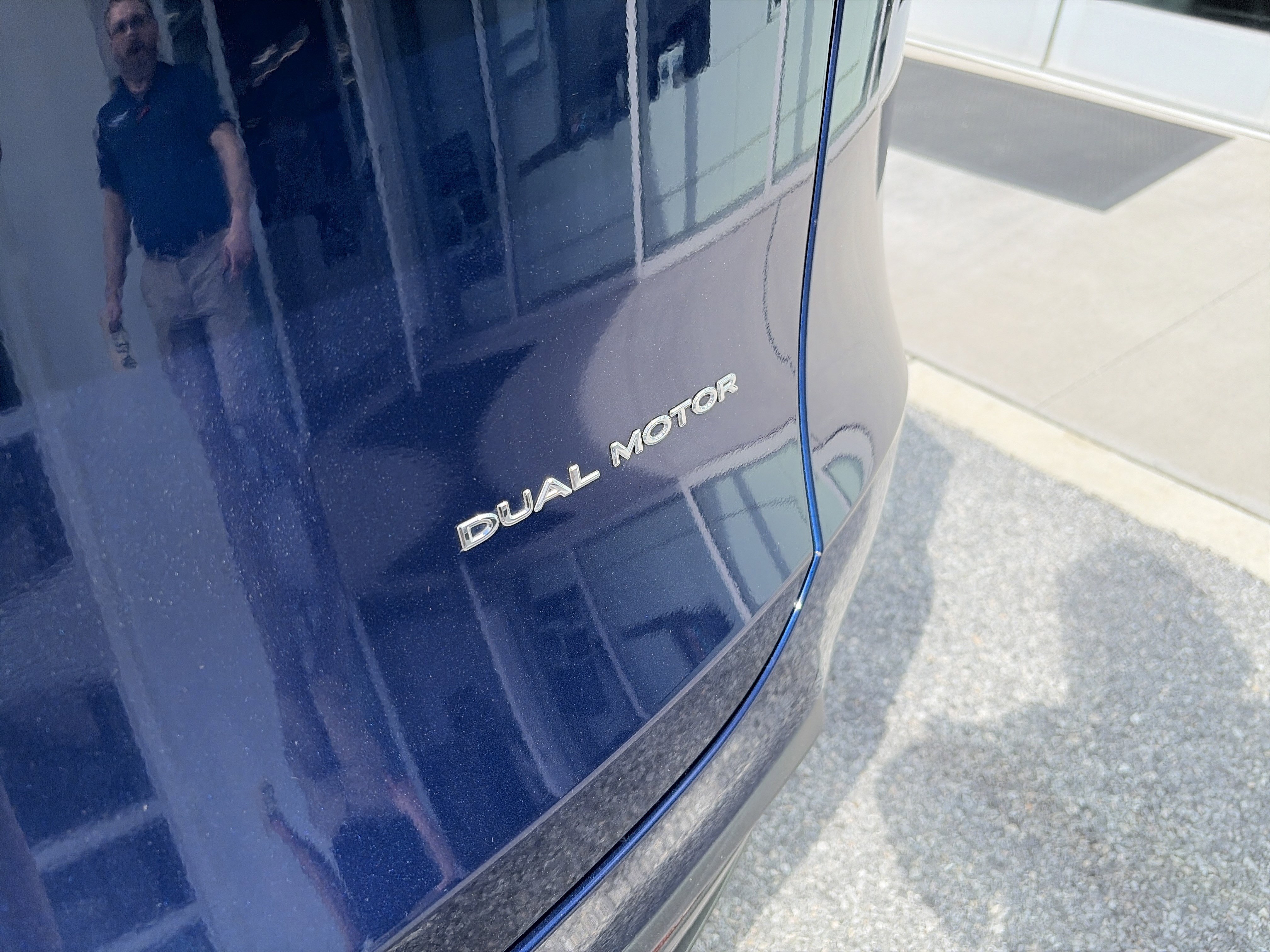 Used 2022 Tesla Model Y Long Range image 7