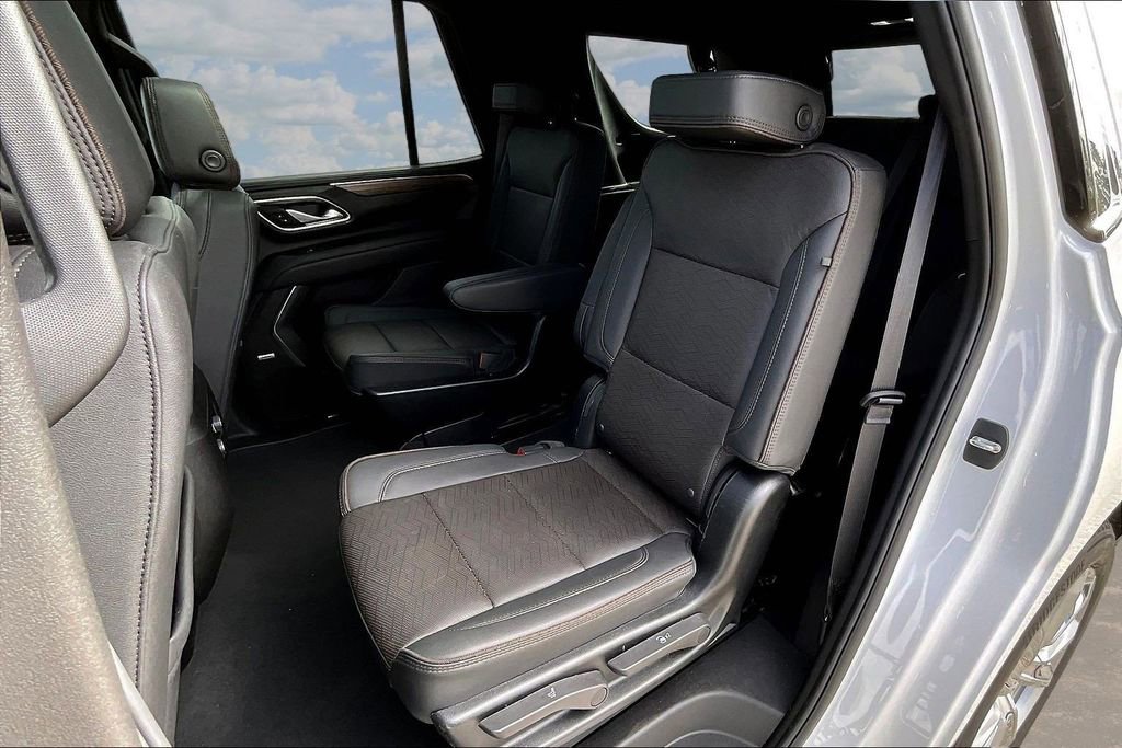 Used 2024 Chevrolet Tahoe High Country w/ Premium Package image 24