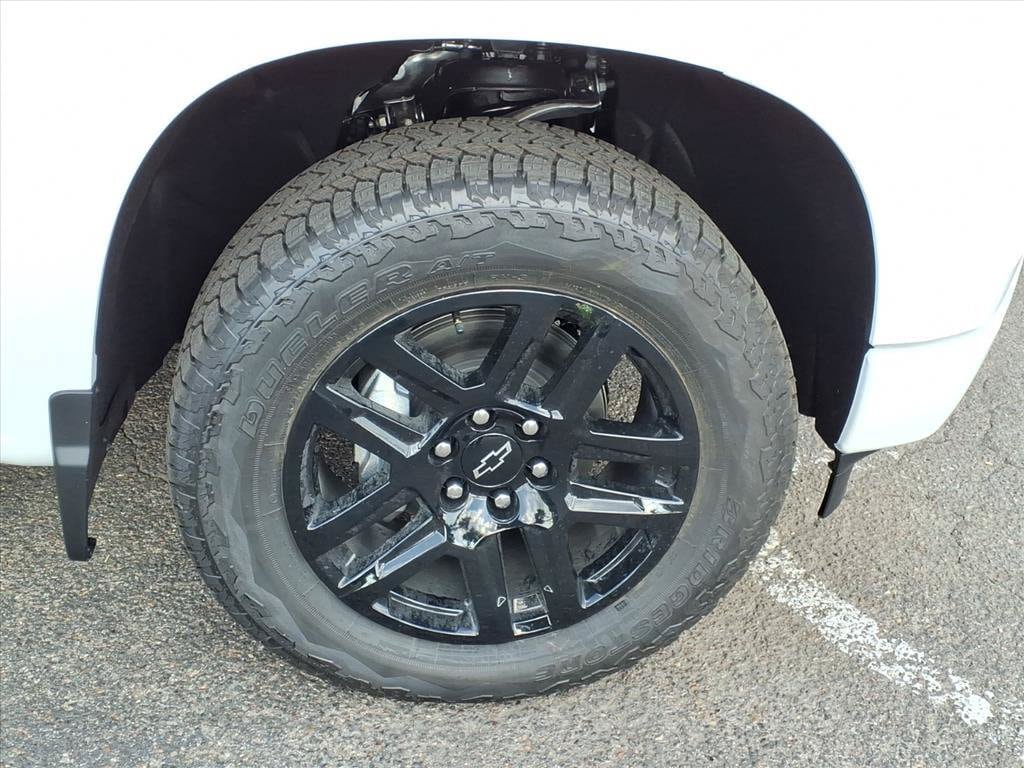 New 2026 Chevrolet Silverado 1500 RST w/ Z71 Off-Road Package AWD/4WD image 8