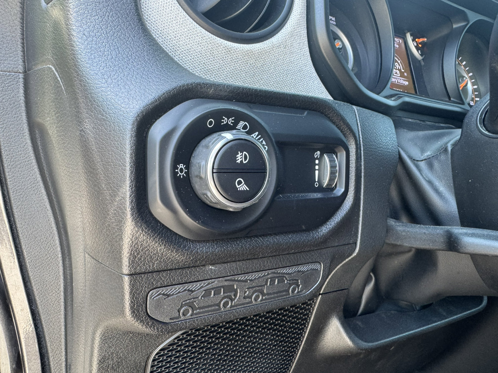Used 2024 Jeep Gladiator Sport AWD/4WD image 34