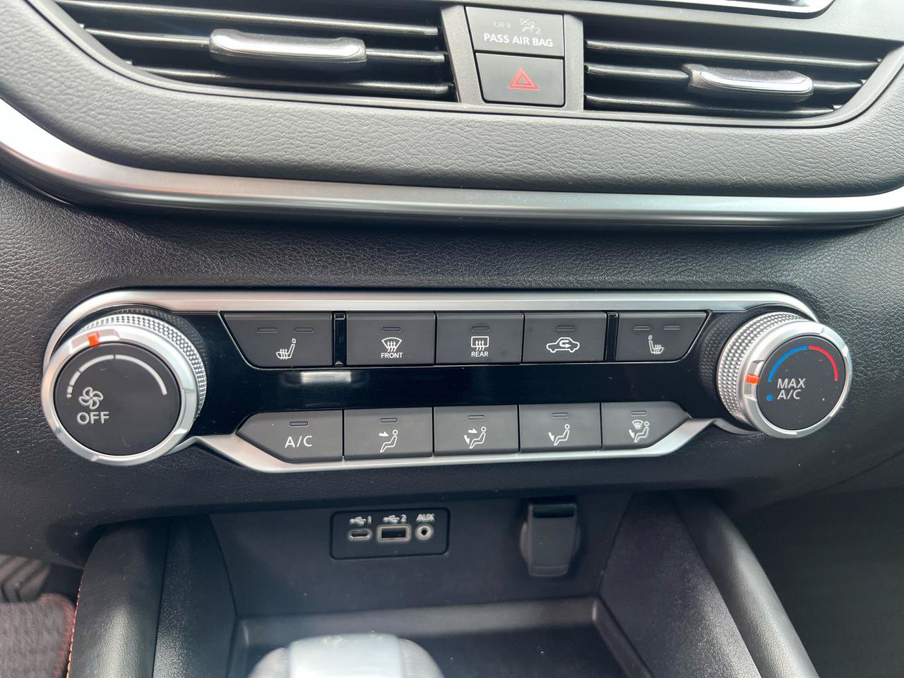 Used 2019 Nissan Altima 2.5 SR w/ SR Premium Package FWD image 13