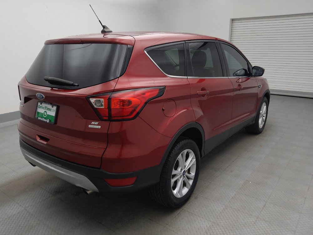 Used 2019 Ford Escape SE FWD image 9