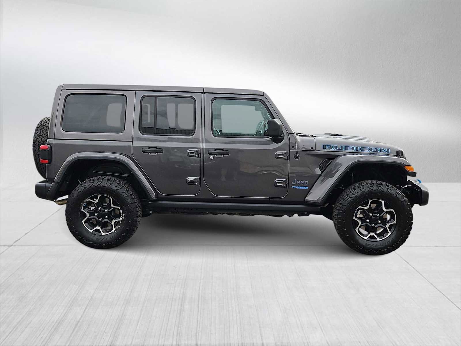 Used 2021 Jeep Wrangler Unlimited Rubicon 4xe w/ Safety Group image 9