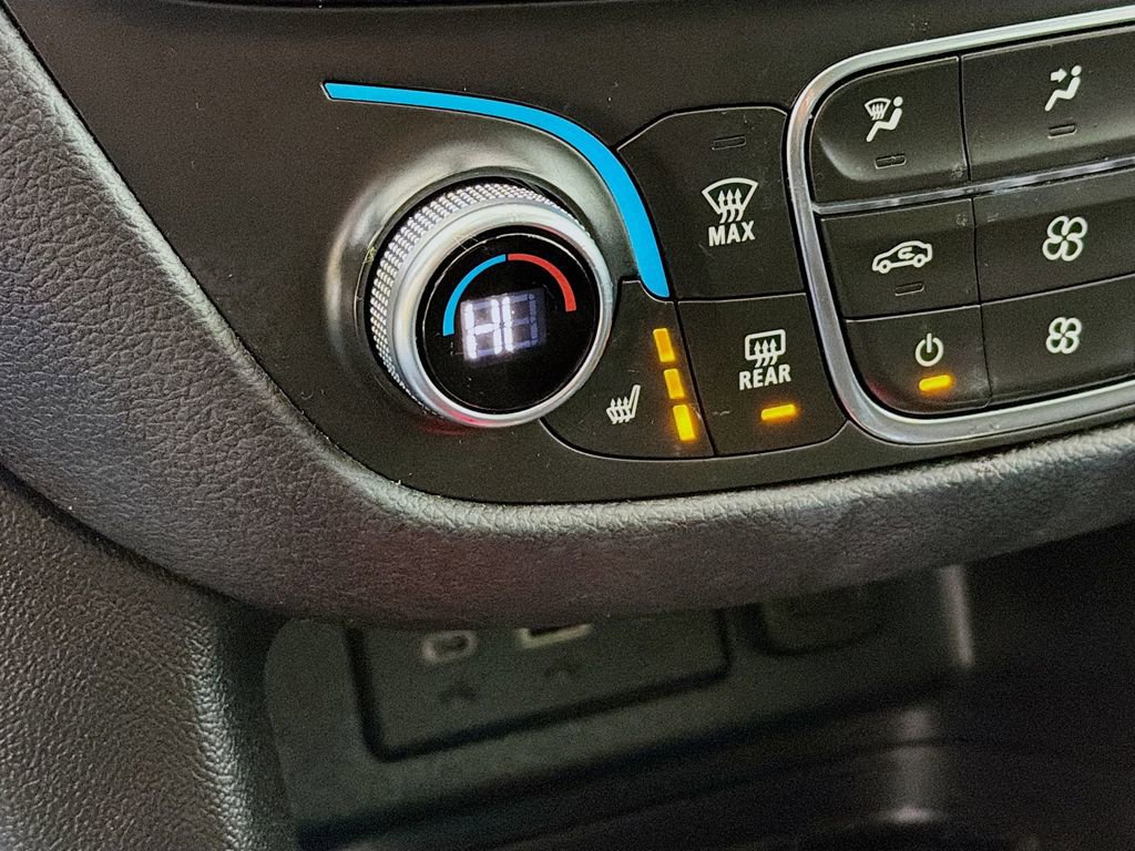 Used 2022 Chevrolet Equinox LT image 33