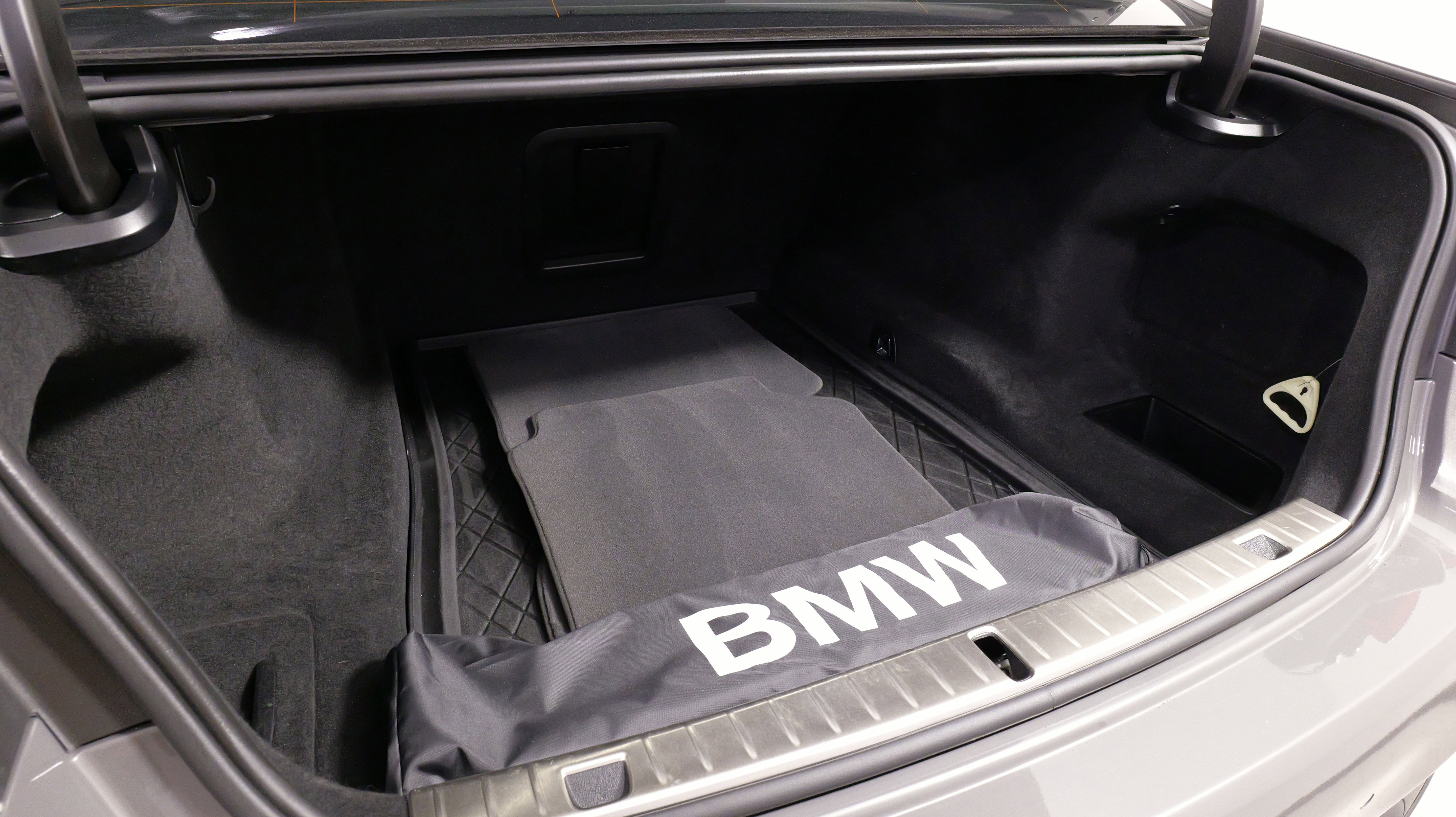 Used 2022 BMW 750i xDrive w/ Executive Package image 65