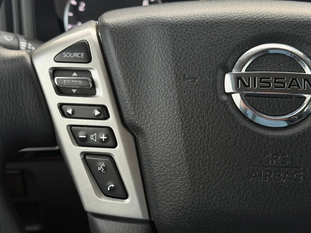 Certified 2022 Nissan Titan SV RWD image 19